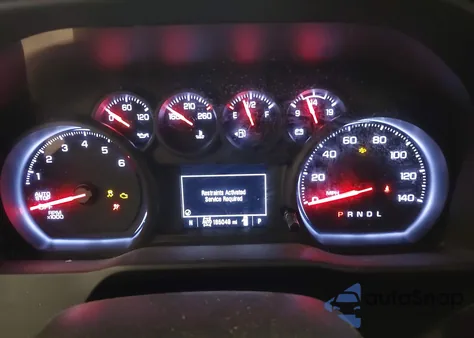 2022 Chevrolet Silverado 1500 4Wd Short Bed Custom z USA, uszkodzony, nr VIN 1GCPDBEK2NZ587409